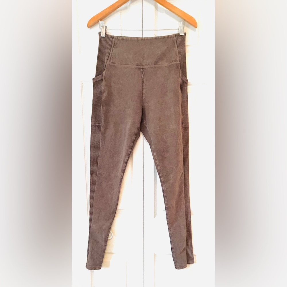 Offline High-Waisted Mauve Ribbed Side/ Pocket Full Length Leggings
